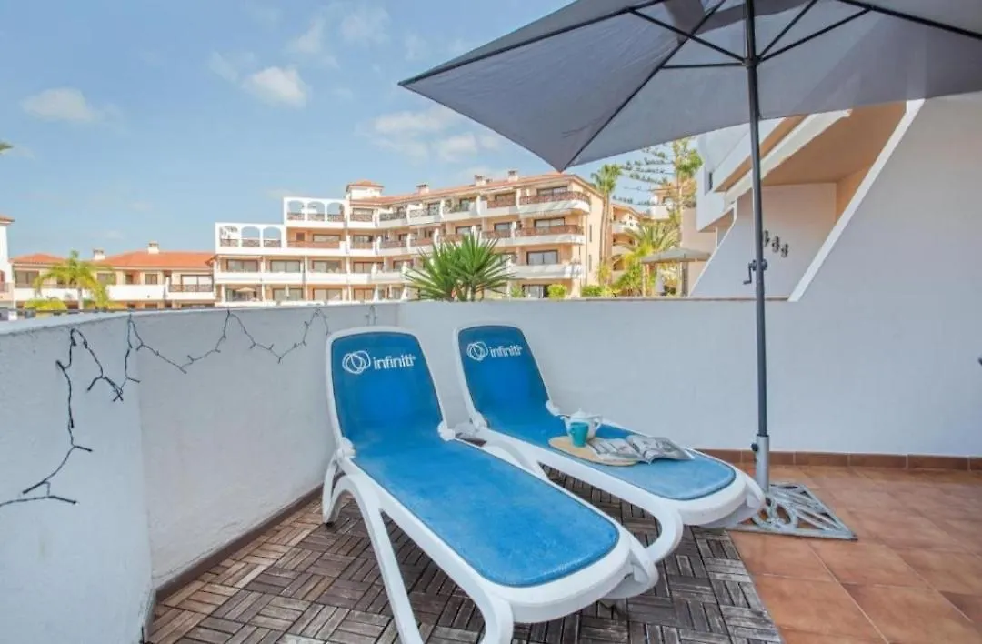 Apartment With Pool And Gardens Near The Coast San Miguel de Abona